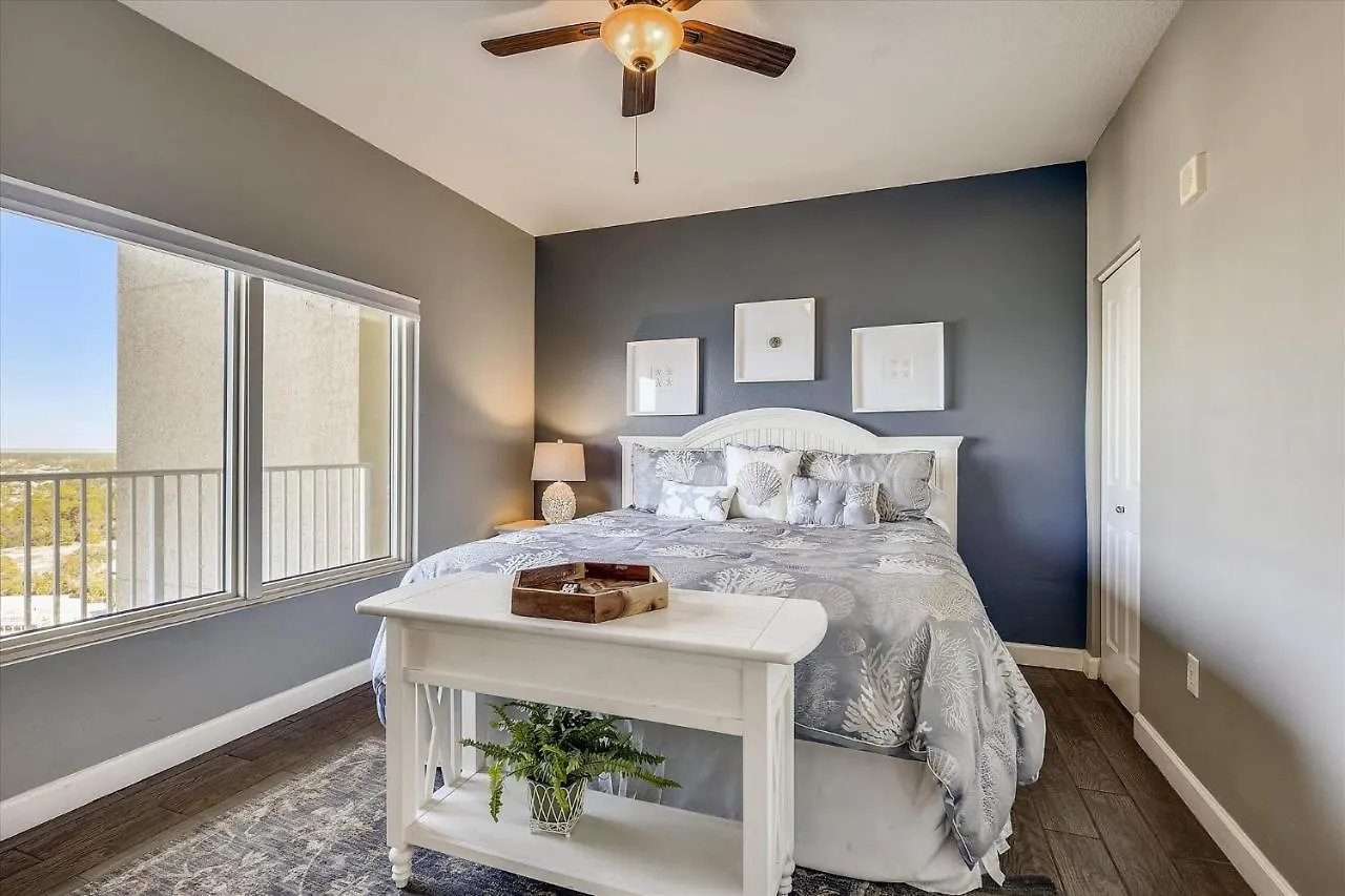 Shores Of Panama 1807 -Fantastic 2Bdbunks, Sleeps 8! Reserved Parking! Free Fun Condo Panama City Beach